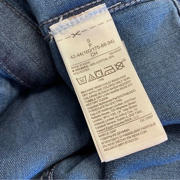 GAP Tie Waist Denim Dress - Picture 12 of 16